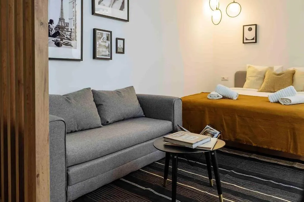 Amazing Views Rooftop Flat - Amzei Square Bukarest Apartman