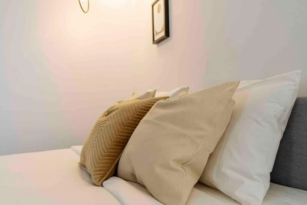 Apartman Amazing Views Rooftop Flat - Amzei Square Bukarest Románia