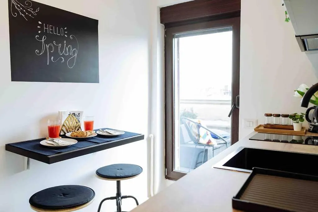 Amazing Views Rooftop Flat - Amzei Square Bukarest Apartman